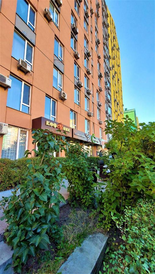 смарт-апартаменти на 1 поверсі Apartment Kyiv
