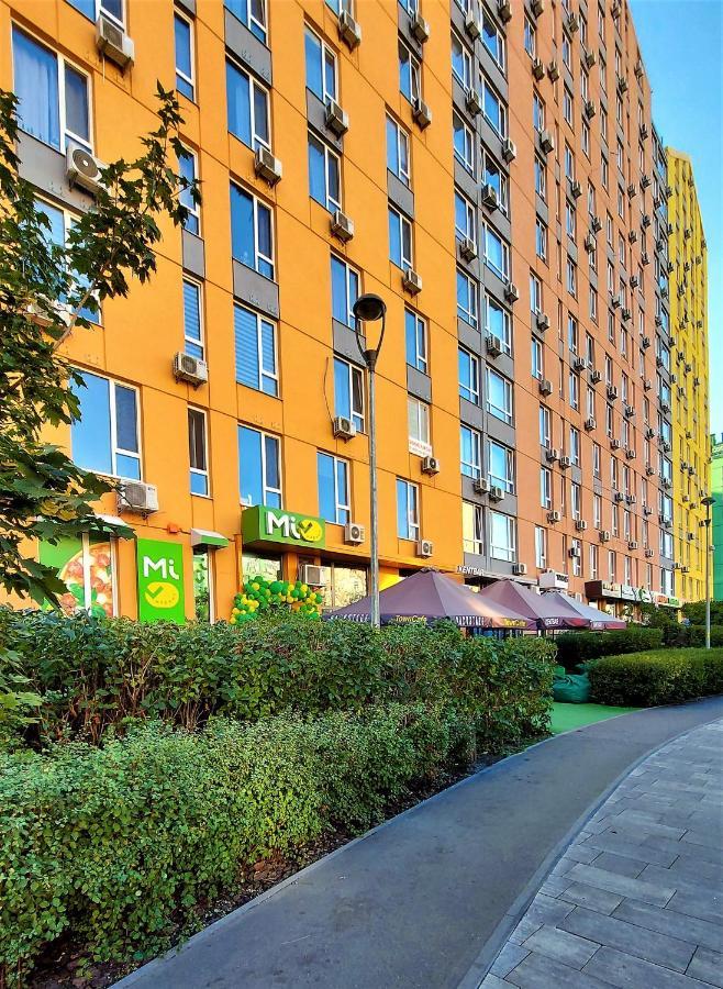 смарт-апартаменти на 1 поверсі Kyiv