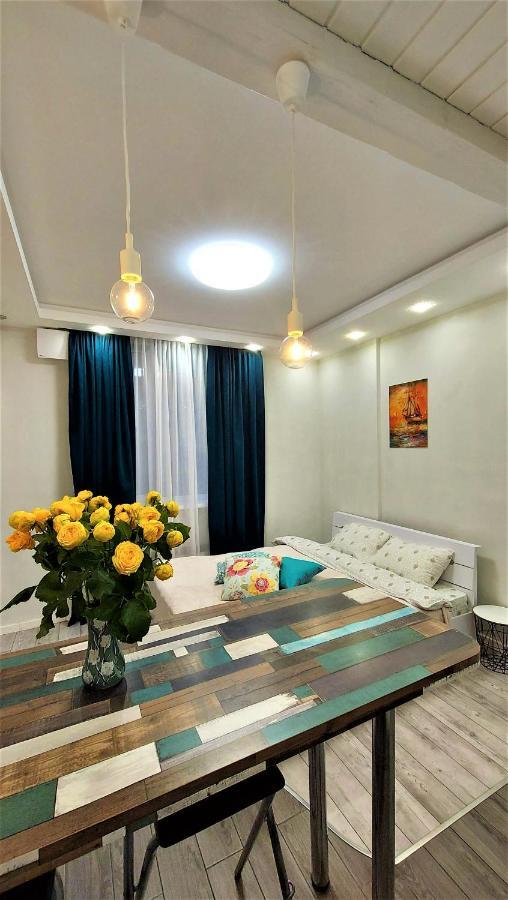 Apartment смарт-апартаменти на 1 поверсі